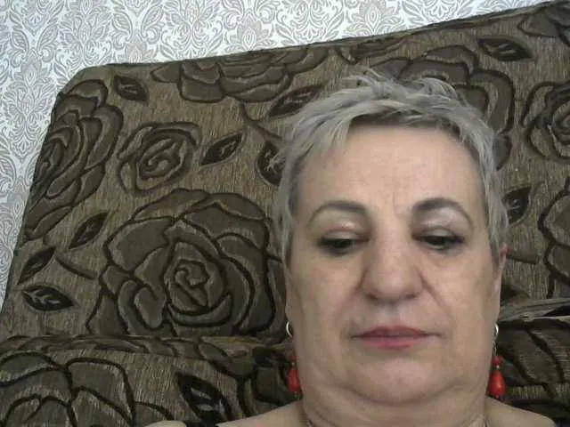 lara45 Image 16