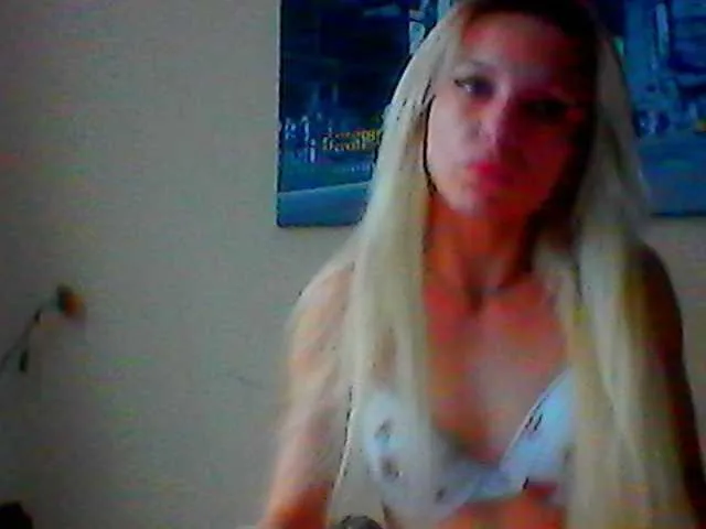 Sonya-reallsugar – webcam model profile photo Image 4