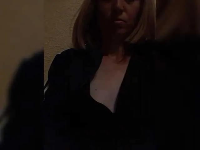 TheAyana – webcam model profile photo Image 17