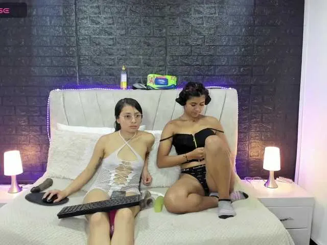 lesbian-hard-69-1 Image 11