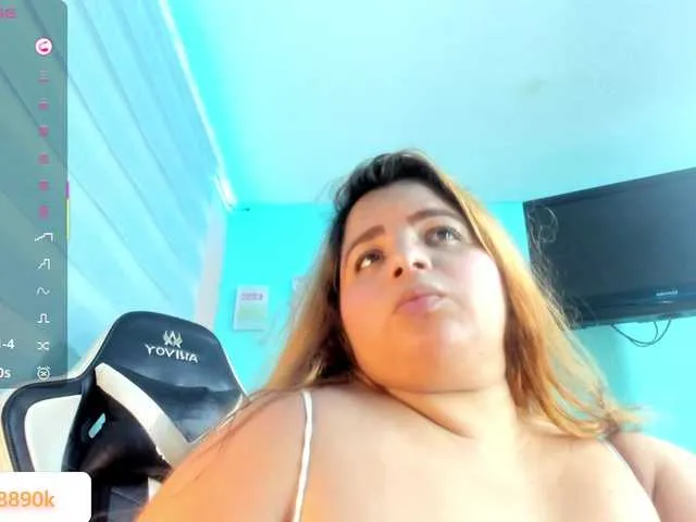 MurkaLux – webcam model profile photo Image 2