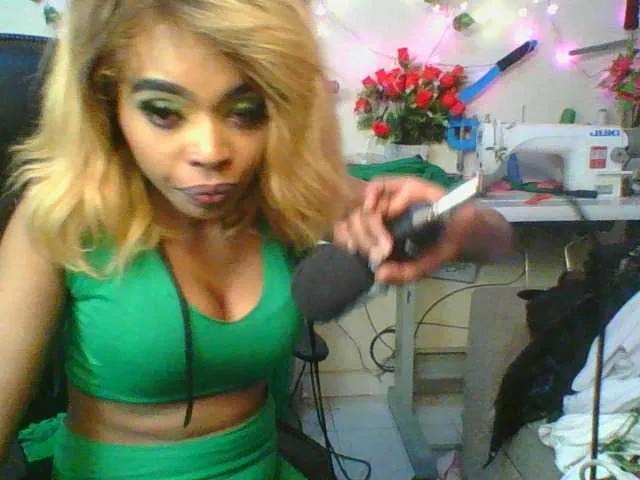 bridgetjean – webcam model profile photo Image 13