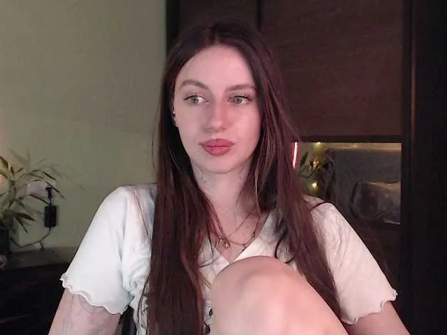 ninaleon_ih – webcam model profile photo Image 3