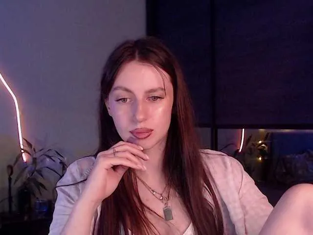 ninaleon_ih – webcam model profile photo Image 4