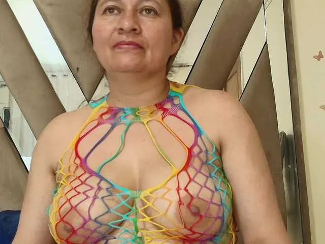 Mesopotamia – webcam model profile photo Image 7
