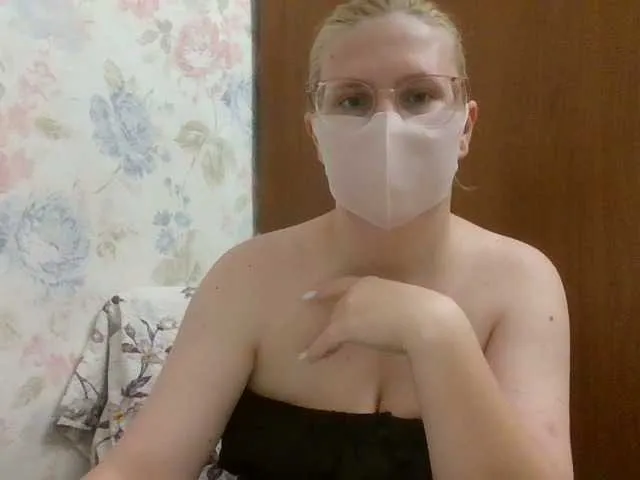 AlexisGrays – webcam model profile photo Image 13