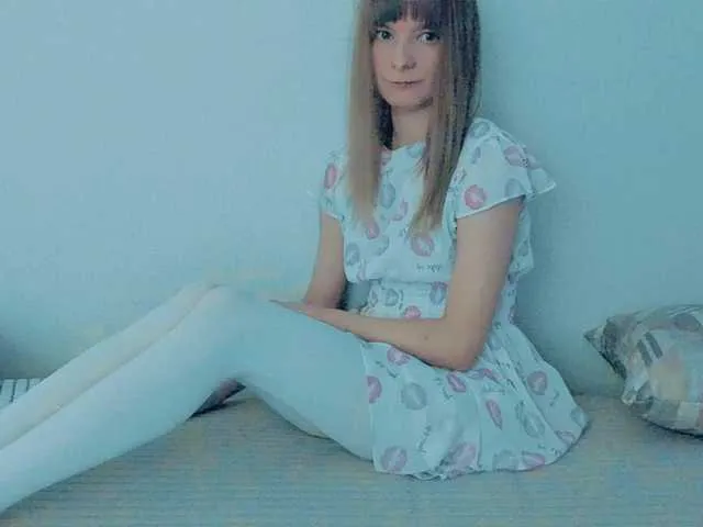 MinniMia – webcam model profile photo Image 10