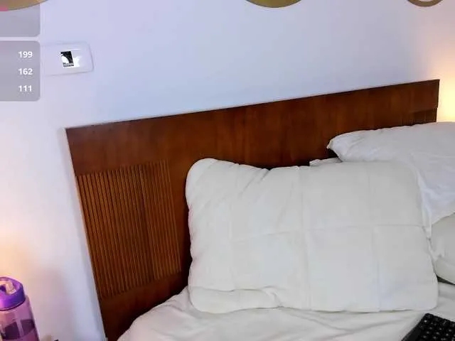 bridgetjean – webcam model profile photo Image 2