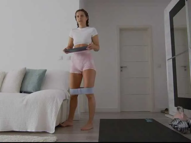 StarKristy – webcam model profile photo Image 3