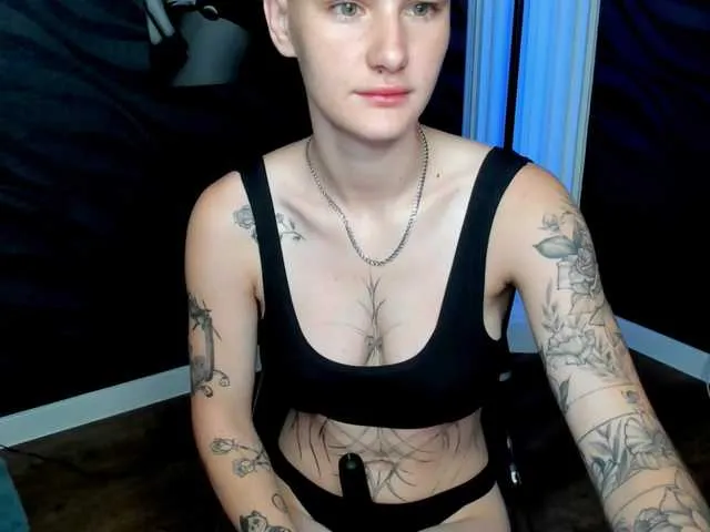 Davit1 – webcam model profile photo Image 2