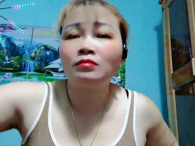 mikka_ela – webcam model profile photo Image 15