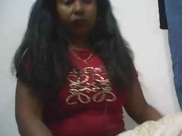glossybabe_ – webcam model profile photo Image 17