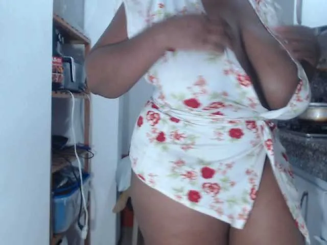 AnnaJack – webcam model profile photo Image 12