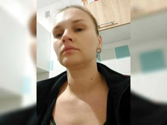 LisaLovHoney – webcam model profile photo