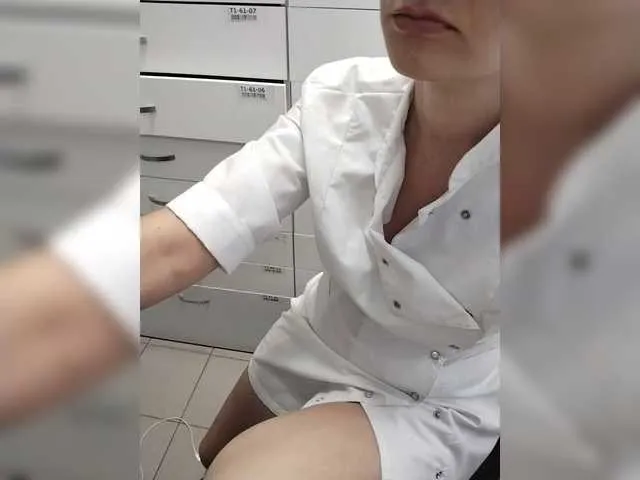 cutebon – webcam model profile photo Image 16