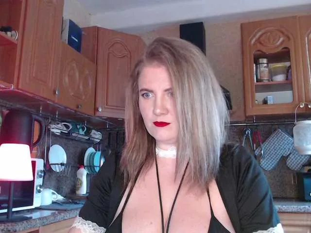 tiffanywaynne – webcam model profile photo Image 2