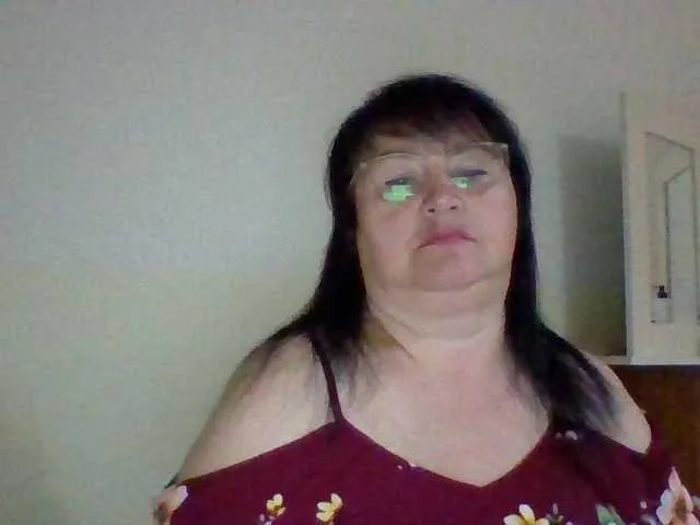 bunnydollstella – webcam model profile photo Image 12