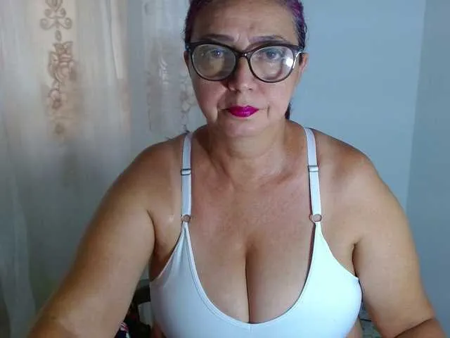 NatashaRouge – webcam model profile photo Image 15