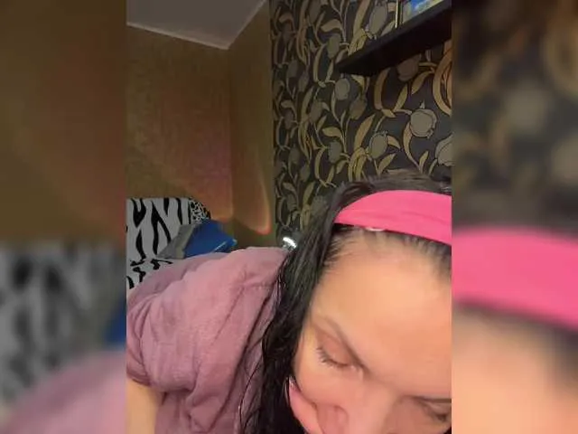 MurkaLux – webcam model profile photo Image 5