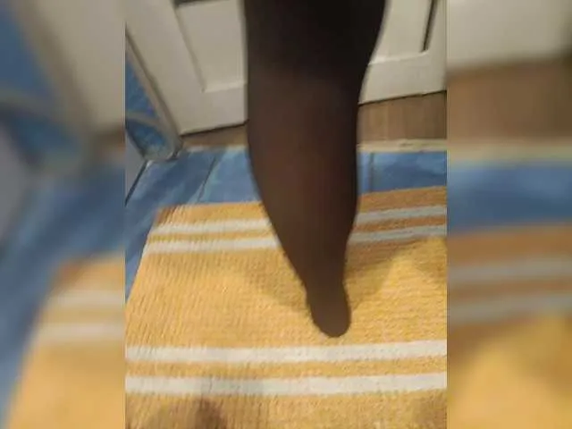 Vik1One1 – webcam model profile photo Image 3