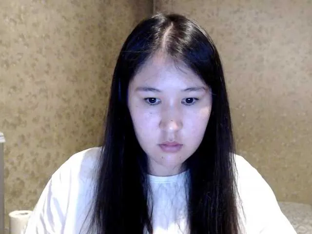 loveesafi – webcam model profile photo