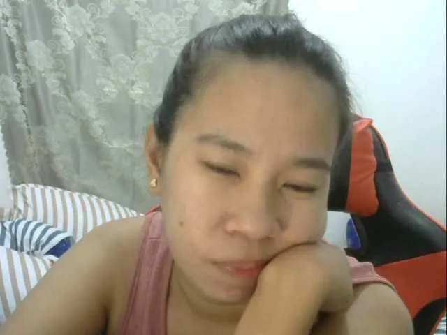 miss_juliaa – webcam model profile photo Image 7