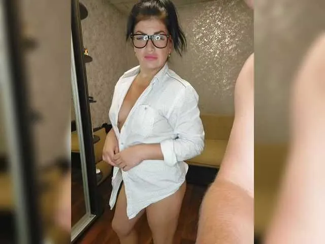 katherin_cruzz – webcam model profile photo Image 4