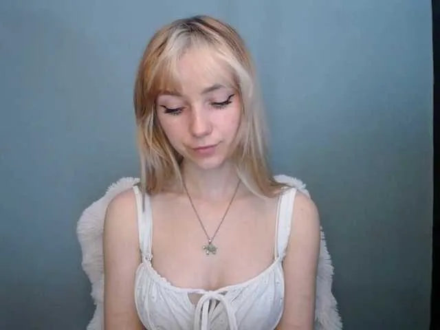 EvaEllis – webcam model profile photo Image 12