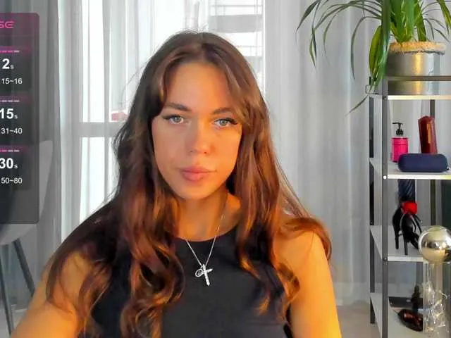 assiology11 – webcam model profile photo Image 18