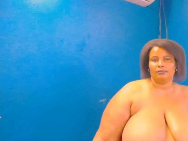 milana_neww – webcam model profile photo Image 4