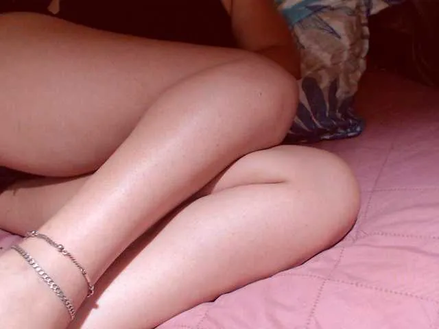 heavenlysky_ – webcam model profile photo Image 15