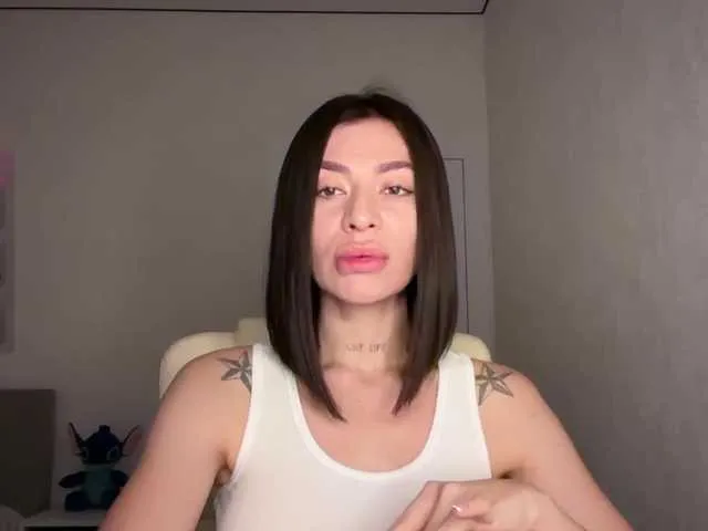 diffgirls1-1 – webcam model profile photo Image 14