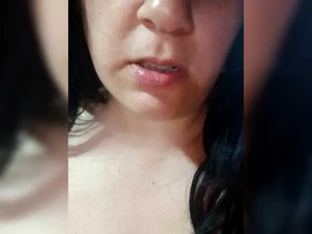 LunaLuanaLima – webcam model profile photo