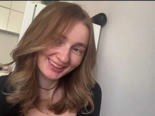 gymbunnie – webcam model profile photo Image 2