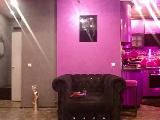 candylux4 – webcam model profile photo Image 5
