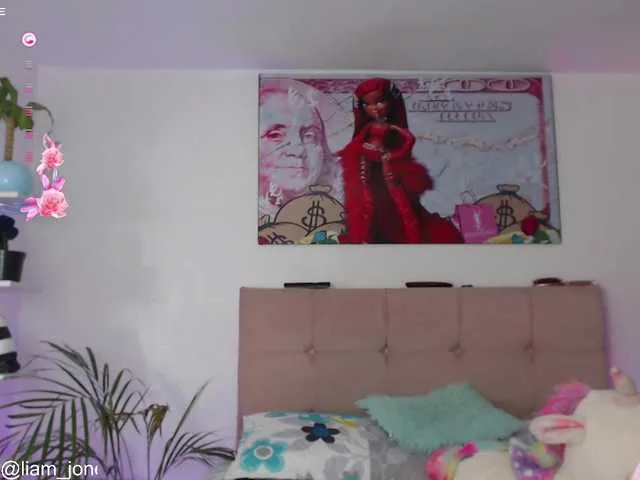 mia_skys – webcam model profile photo Image 2