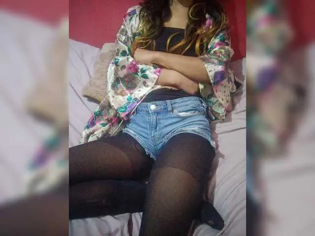 hot_choco2 – webcam model profile photo Image 12