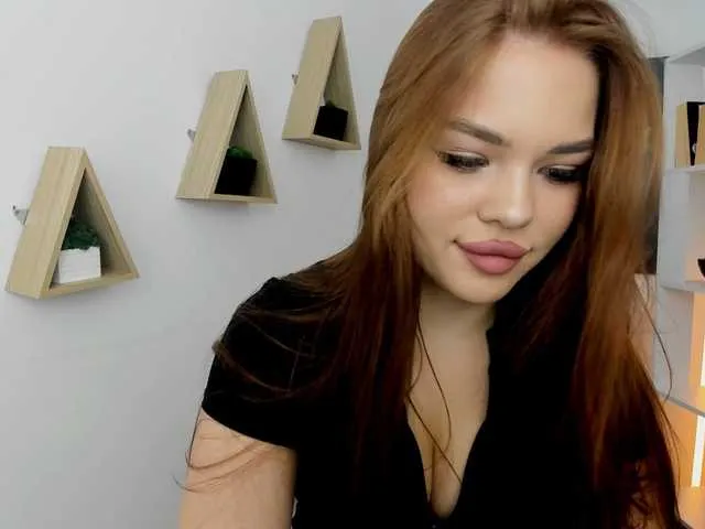 korinaluvv – webcam model profile photo Image 14
