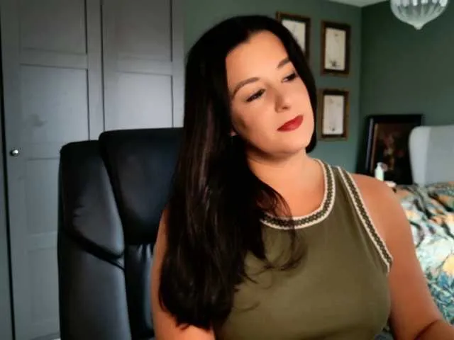 krissone – webcam model profile photo Image 12