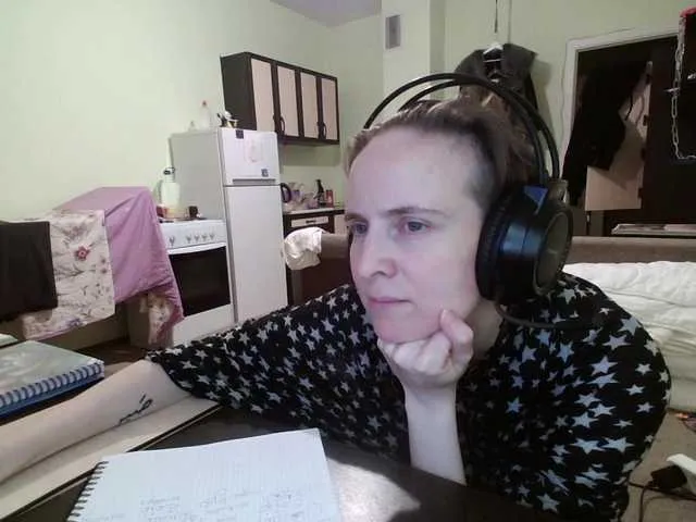 Princess-Dia – webcam model profile photo Image 16