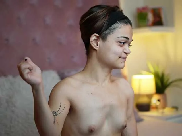 sofiamillerrs – webcam model profile photo Image 2