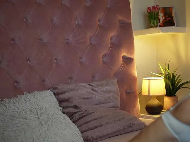 sofiamillerrs – webcam model profile photo Image 7