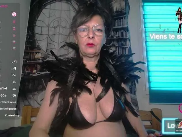 glossybabe_ – webcam model profile photo Image 4