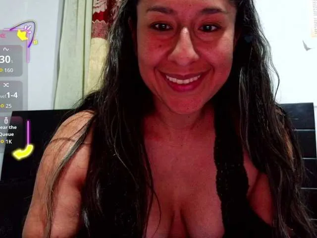 Princess-Dia – webcam model profile photo Image 17