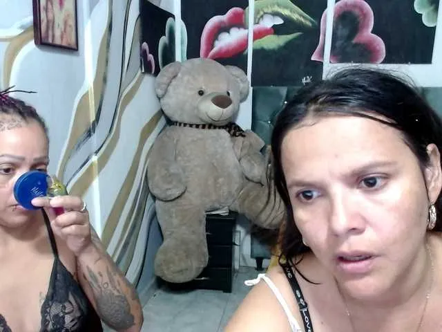 HoneyNSir – webcam model profile photo Image 11