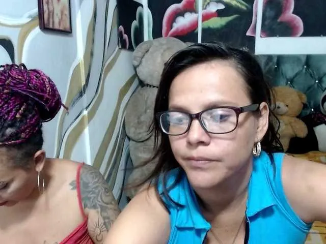 HoneyNSir – webcam model profile photo Image 12
