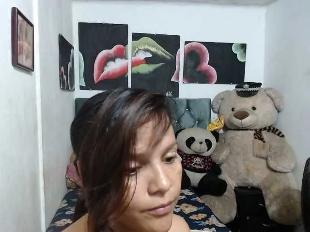 HoneyNSir – webcam model profile photo Image 5