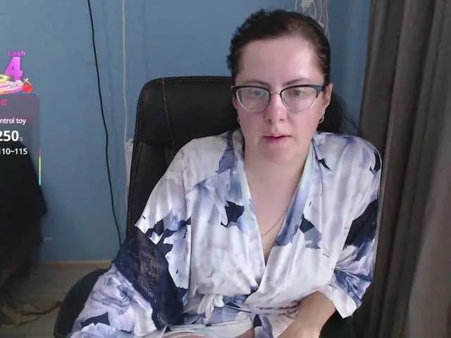 EditaMilf – webcam model profile photo Image 10