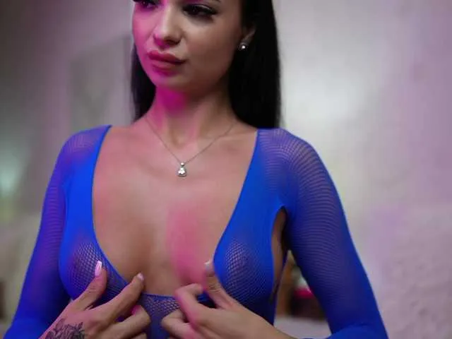 mila_dash – webcam model profile photo Image 13