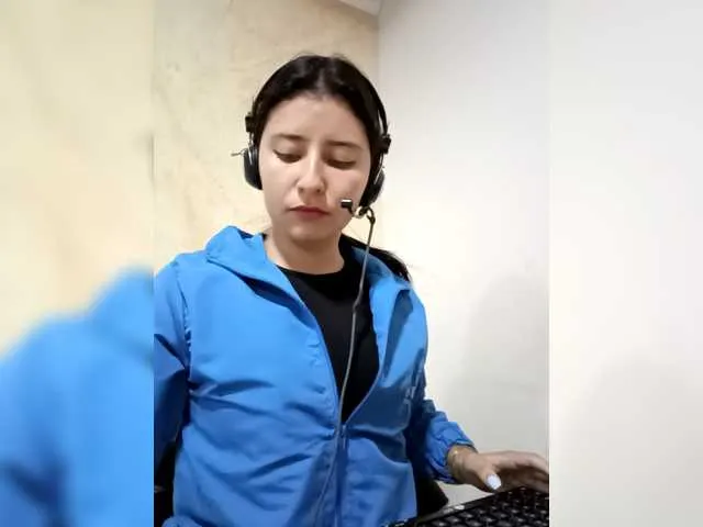 ellie_alves – webcam model profile photo Image 10